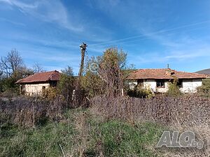 Къща в село Разсоха 2 - storey 63 sq. m. built-up area 1620 sq. m. courtyard | Houses / Villas | Razsoha