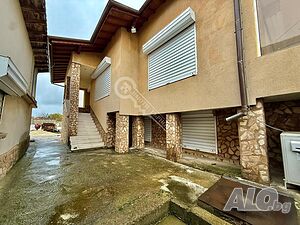 Къща с заведение и търговско помещение в гр. Тръстеник 2 - storey 184 sq. m. built-up area 993 sq. m. courtyard | Houses / Villas | Trastenik