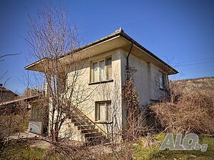 Монолитна къща в с. Асеново 2 - storey 120 sq. m. built-up area 1200 sq. m. courtyard | Houses / Villas | Strazhitsa