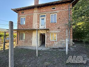 Къща в село Бяла Река 2 - storey 200 sq. m. built-up area 3500 sq. m. courtyard | Houses / Villas | Byala reka