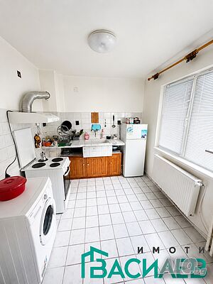 Продава МНОГОСТАЕН област София, гр. Сливница Large 156 sq. m. Brick 1995 y. 2 floor Not last | Apartments | Slivnitsa