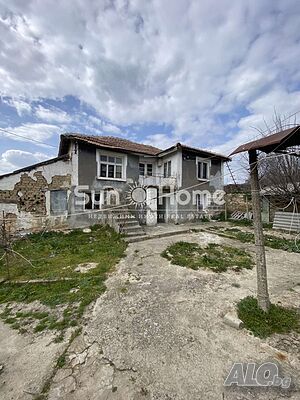 Къща с. Райкова могила 3 - storey 1200 sq. m. built-up area | Houses / Villas | Raykova mogila