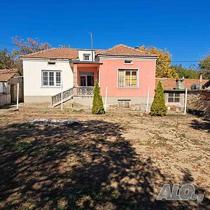 Продава къща в с. Винарово 1 - storey 80 sq. m. built-up area 590 sq. m. courtyard | Houses / Villas | Vinarovo