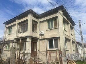 Двуетажна къща, 102кв.м, гр. Попово 2 - storey 102 sq. m. built-up area 300 sq. m. courtyard | Houses / Villas | Popovo