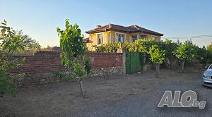 Къща с парцел 2 - storey 150 sq. m. built-up area 2 sq. m. courtyard | Houses / Villas | Nova Nadezhda