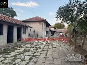 Къща с двор в Никюп 2 - storey 125 sq. m. built-up area 1380 sq. m. courtyard | Houses / Villas | Nikyup