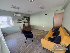 От собственик Нов офис до галерията Shop Office Medical office Beauty salon Beauty salon (work place) 33 sq. m. Last floor | Shops, Offices | Tsentar Yambol