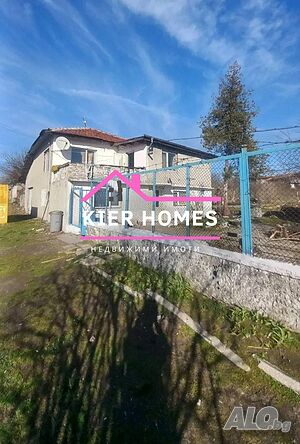 Къща в кв. „Митьо Станев“, гр. Гълъбово, обл. Стара Загора 2 - storey 100 sq. m. built-up area 1500 sq. m. courtyard | Houses / Villas | Galabovo