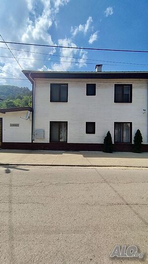 333 кв.м РЗП 311 кв.м двор 333 sq. m. built-up area 311 sq. m. courtyard | Houses / Villas | Chiflik