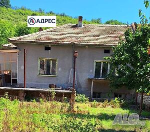 85 кв.м РЗП 700 кв.м двор 85 sq. m. built-up area 700 sq. m. courtyard | Houses / Villas | Beglezh
