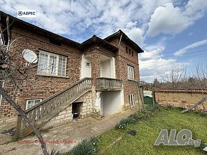 80 кв.м РЗП 1150 кв.м двор 80 sq. m. built-up area 1150 sq. m. courtyard | Houses / Villas | Asenovtsi