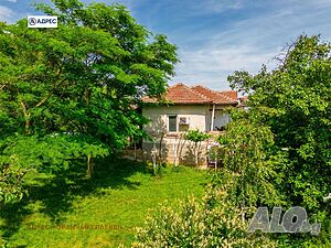 150 кв.м РЗП 770 кв.м двор 2 - storey 150 sq. m. built-up area 770 sq. m. courtyard | Houses / Villas | Grivitsa