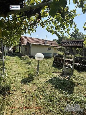30 кв.м РЗП 800 кв.м двор 30 sq. m. built-up area 800 sq. m. courtyard | Houses / Villas | Pordim