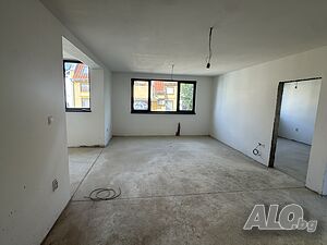 Тристаен апартамент директно от строител до Градската градина - паркомясто и мазе включени 2-Bedroom 110 sq. m. Brick 2026 y. 3 floor Last floor | Apartments | Center Sliven