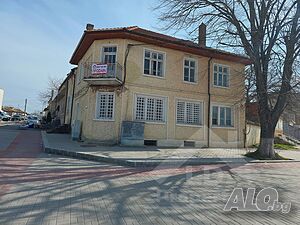 Двуетажна къща в центъра на гр. Вълчи дол 2 - storey 186 sq. m. built-up area 505 sq. m. courtyard | Houses / Villas | Valchi dol