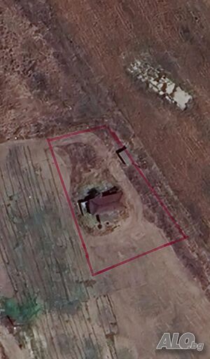 Самостоятелен парцел и стопанска сграда в стопанския двор на село Мало Конаре 1 - storey 50 sq. m. built-up area 1079 sq. m. courtyard | Houses / Villas | Стопански двор Malo Konare