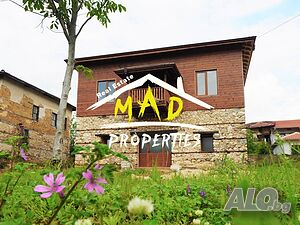 Уникална реновирана двуетажна къща в с. Капатово 2 - storey 130 sq. m. built-up area 660 sq. m. courtyard | Houses / Villas | Kapatovo