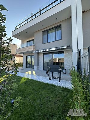 Нова къща на 15 мин от гр. Бургас 3 - storey 281 sq. m. built-up area 220 sq. m. courtyard | Houses / Villas | централна част Laka
