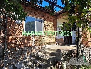 !!! ТОП ОФЕРТА!!! Продавам Едноетажна Къща в село Езерово област Пловдив!!! 1 - storey 96 sq. m. built-up area 1100 sq. m. courtyard | Houses / Villas | Ezerovo