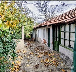 Едноетажна къща в с. Светлина 1 - storey 500 sq. m. built-up area 350 sq. m. courtyard | Houses / Villas | Svetlina
