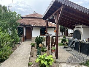 Продава къща в с. Ивайло, общ. Пазарджик 1 - storey 178 sq. m. built-up area 883 sq. m. courtyard | Houses / Villas | Ivaylo