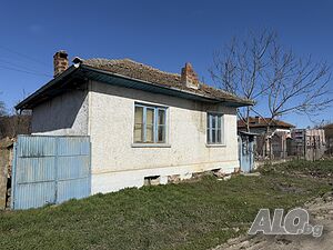 Къща с. Добри Дял, обл. Велико Търново 2 - storey 100 sq. m. built-up area 970 sq. m. courtyard | Houses / Villas | Добри Дял Dobri dyal