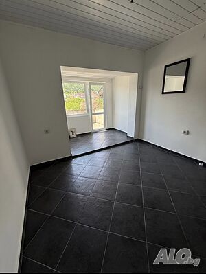 Етаж от къща в гр. Обзор House Floor 120 sq. m. built-up area 120 sq. m. courtyard | Houses / Villas | Obzor