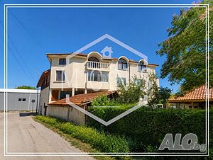 Продава се многостаен мезонет с просторна веранда в гр. Севлиево Maisonette 210 sq. m. Brick 1995 y. 2 floor Not last | Apartments | Sevlievo