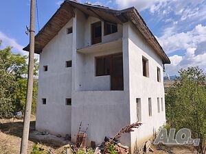 Продава къща в с. Дебрене, общ. Сандански 3 - storey 142 sq. m. built-up area 695 sq. m. courtyard | Houses / Villas | Sandanski