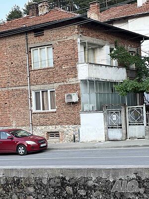 продавам къща 2 - storey 140 sq. m. built-up area 30 sq. m. courtyard | Houses / Villas | Gotse Delchev