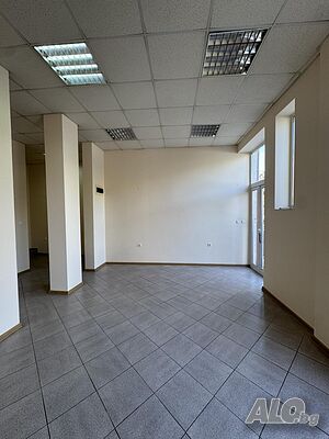 Помещение под наем Shop Office Medical office Beauty salon Beauty salon (work place) 44 sq. m. Ground floor | Shops, Offices | Center Pleven