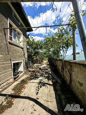 Къща в Кърнаре 2 - storey 120 sq. m. built-up area 1400 sq. m. courtyard | Houses / Villas | Karnare