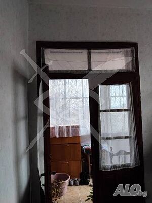 Едноетажна къща в село Прилеп 1 - storey 100 sq. m. built-up area 1000 sq. m. courtyard | Houses / Villas | Prilep