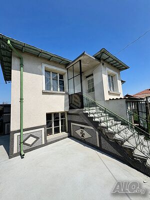 Самостоятелна двуетажна къща в Брезово 2 - storey 134 sq. m. built-up area 791 sq. m. courtyard | Houses / Villas | Brezovo
