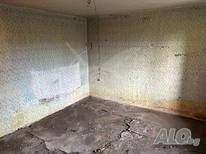 Продава се къща в Искра! 2 - storey 120 sq. m. built-up area 2300 sq. m. courtyard | Houses / Villas | Iskra