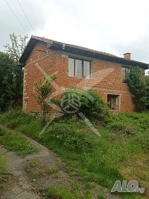 Двуетажна къща в с. Есен! 2 - storey 100 sq. m. built-up area 1000 sq. m. courtyard | Houses / Villas | Esen
