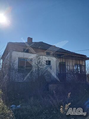 Къща Беловица 1 - storey 77 sq. m. built-up area 1250 sq. m. courtyard | Houses / Villas | Belovitsa