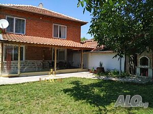 Двуетажна къща на село след ремонт 2 - storey 150 sq. m. built-up area 785 sq. m. courtyard | Houses / Villas | Stefan Karadzhovo