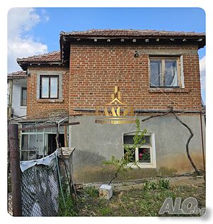 Двуетажна къща в Раздел 2 - storey 111 sq. m. built-up area 2200 sq. m. courtyard | Houses / Villas | Razdel