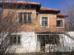 Имот на село 2 - storey 120 sq. m. built-up area 3120 sq. m. courtyard | Houses / Villas | Miladinovtsi