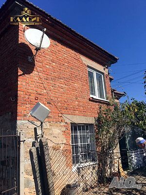 Къща в Лесово в добро състояние 1 - storey 120 sq. m. built-up area 1000 sq. m. courtyard | Houses / Villas | Lesovo