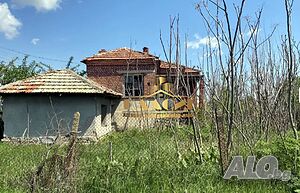 Къща в Маленово с просторен двор 2 - storey 60 sq. m. built-up area 2350 sq. m. courtyard | Houses / Villas | Malenovo