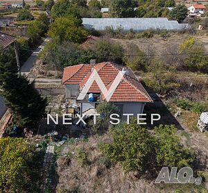Двуетажна къща в с. Пъдарско, обл. Пловдив 2 - storey 96 sq. m. built-up area 1400 sq. m. courtyard | Houses / Villas | Padarsko