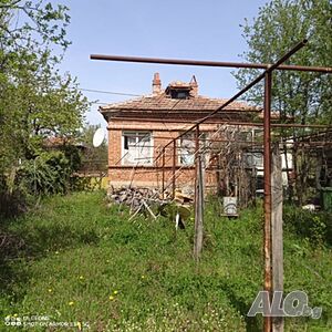 Ниа Пропърти продава къща с двор в с. Ведрово 2 - storey 72 sq. m. built-up area | Houses / Villas | Vedrovo