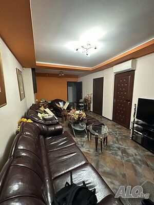 Ниа Пропърти Груп продава партерен офис в кв. Витоша, гр. София. Shop Office Beauty salon Sports Other 111 sq. m. Ground floor Brick Ready (finished) | Shops, Offices | Vitosha Sofia