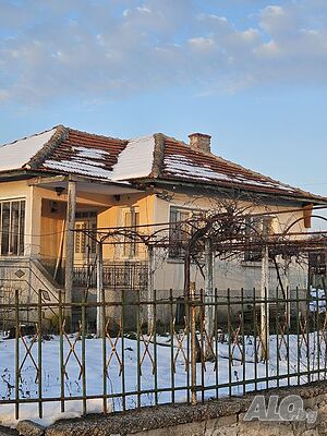 ⭐Агенция ”НИЯ-Имоти ” Продава: ⭐Самостоятелна къща ⭐ ☎️ Обадете ни се ☎️ 1 - storey 120 sq. m. built-up area 1230 sq. m. courtyard | Houses / Villas | Roza