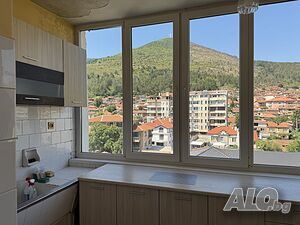 Многостаен апартамент с две тераси и панорамна гледка Large 120 sq. m. Brick 1995 y. 5 floor Last floor | Apartments | Komluka Sliven