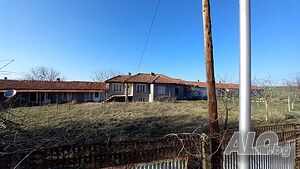 Къща с голям двор в с. Тодорово 2 - storey 350 sq. m. built-up area 4000 sq. m. courtyard | Houses / Villas | Todorovo