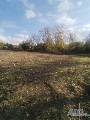 Парцел с площ 2080 м2 - с. Помощица Sale 2080 sq. m. Regulated (RLE) Without electricity Without water | Land for development, Investment projects | Pomoshtitsa