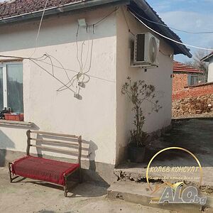 Продавам къща, с. Йерусалимово 1 - storey 80 sq. m. built-up area 1014 sq. m. courtyard | Houses / Villas | Yerusalimovo